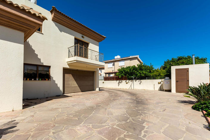 Image No.7-3 Bed House for sale