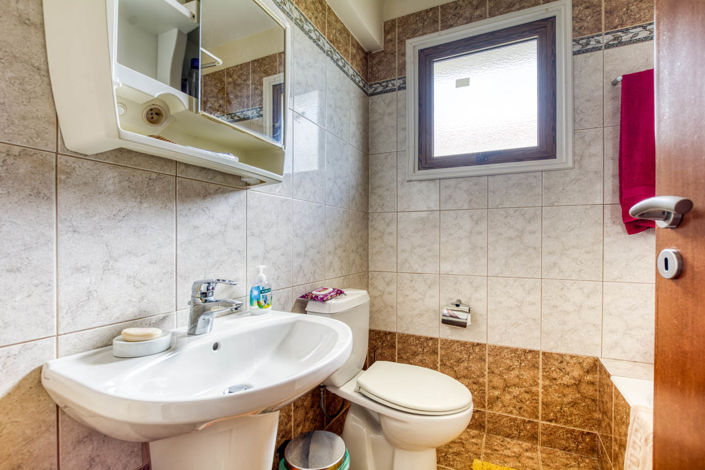 Image No.23-4 Bed House for sale