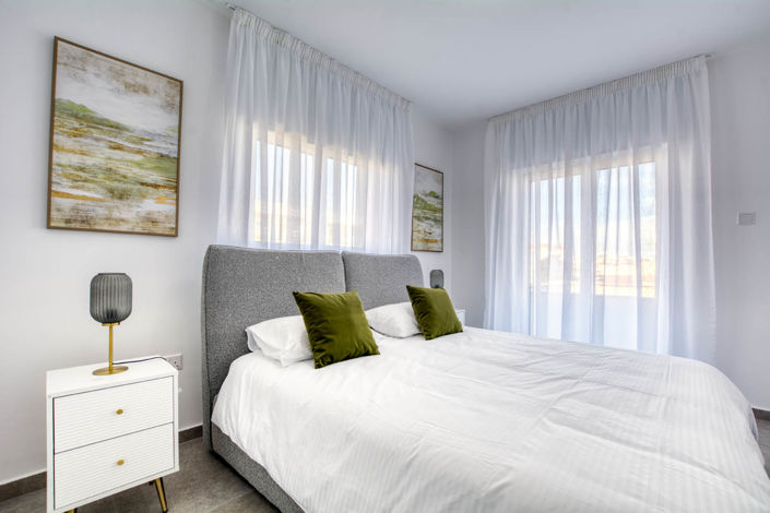 Image No.8-2 Bed Apartment for sale