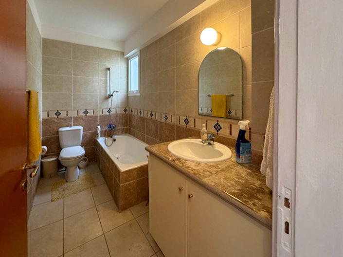 Image No.21-3 Bed Apartment for sale