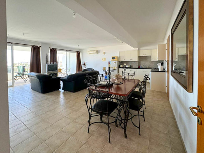 Image No.9-3 Bed Apartment for sale