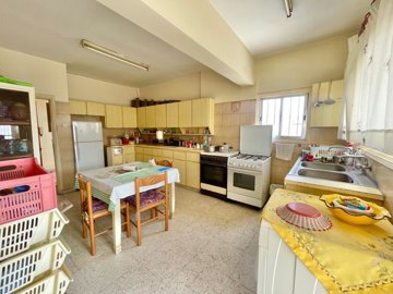 top-floor-apartment-for-sale-paphos-cyprus-ge
