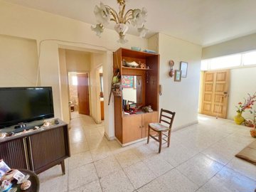 top-floor-apartment-for-sale-paphos-cyprus-ge