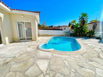 key-ready-bungalow-for-sale-paphos-cyprus1-1