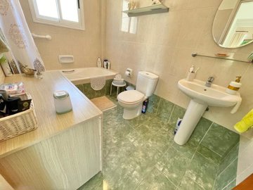 villa-for-sale-paphos-cyprus-pegeia4