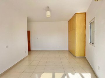 key-ready-apartment-for-sale-paphos-cyprus3