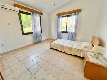 bungalow-for-sale-peyia-paphos-cyprus29