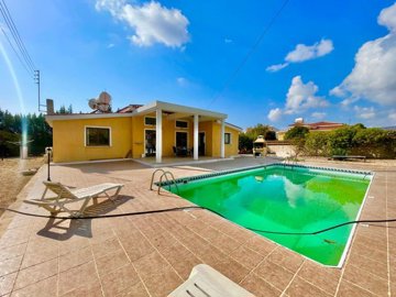bungalow-for-sale-peyia-paphos-cyprus3