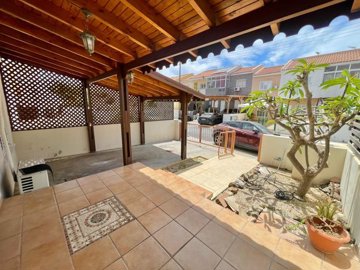 townhouse-for-sale-paphos-cyprus-emba1
