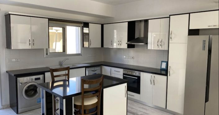 Image No.13-3 Bed House for sale