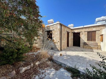 stone-bungalow-for-sale-paphos-cyprus21