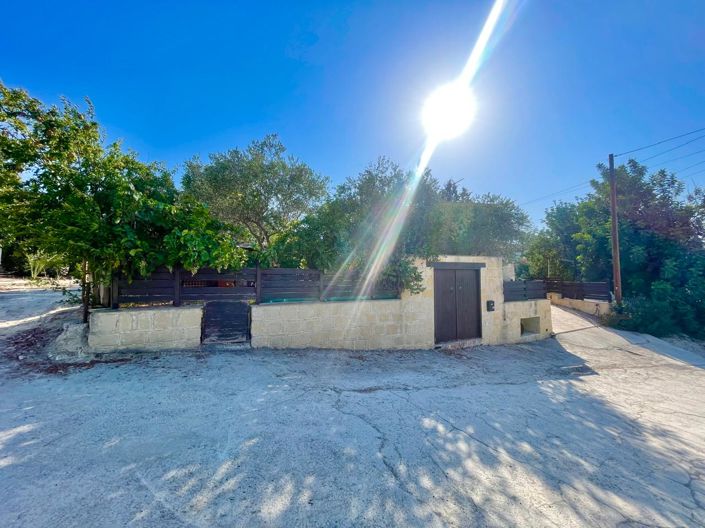 Image No.1-3 Bed House for sale