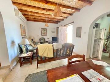 stone-bungalow-for-sale-paphos-cyprus5