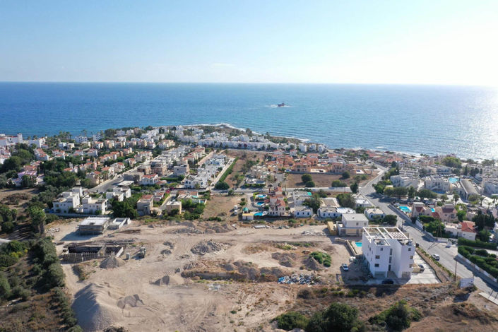 Image No.5-2 Bed House for sale