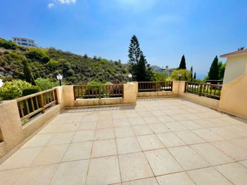 villa-property-for-sale-paphos-cyprus3
