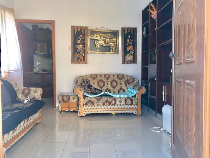 Image No.19-6 Bed House for sale