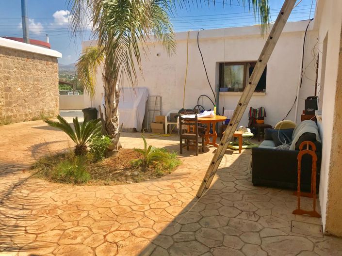 Image No.6-6 Bed House for sale