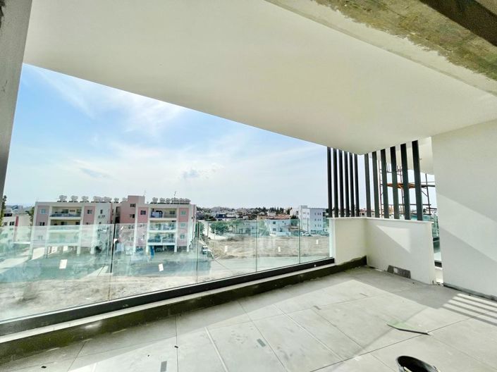 Image No.4-2 Bed House for sale