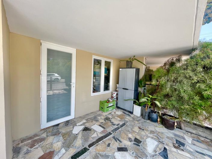 Image No.26-5 Bed House for sale