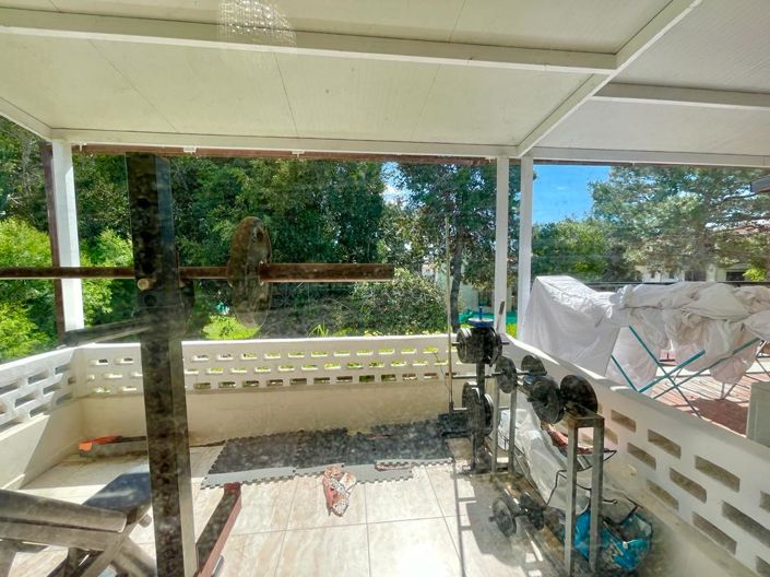 Image No.7-5 Bed House for sale