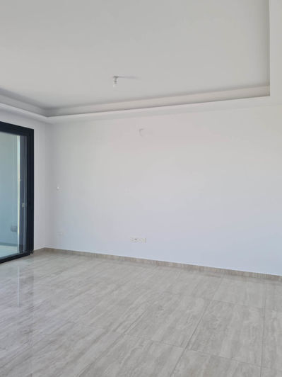 Image No.24-3 Bed Apartment for sale