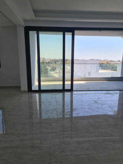 Image No.25-3 Bed Apartment for sale