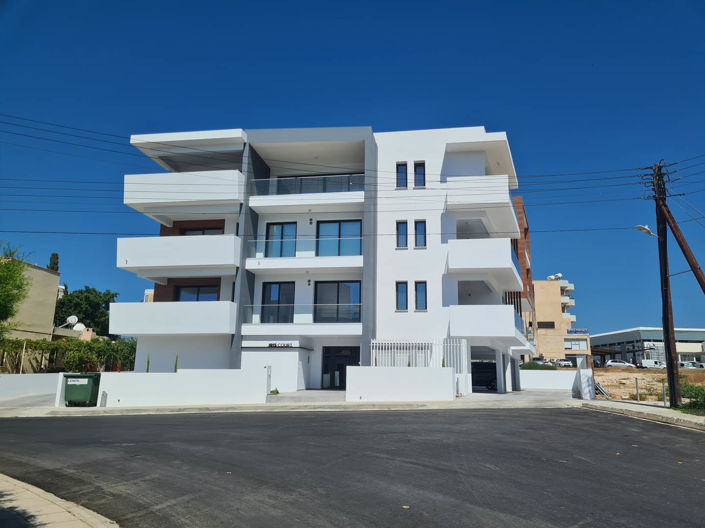 Image No.9-3 Bed Apartment for sale