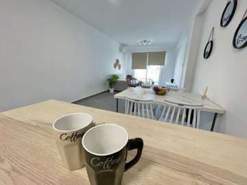 apartment-for-sale-paphos-cyprus-bar-street1
