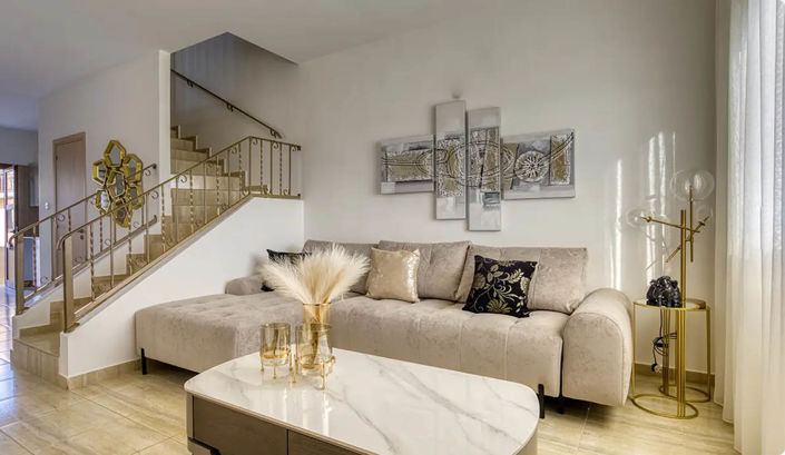 Image No.20-2 Bed House for sale