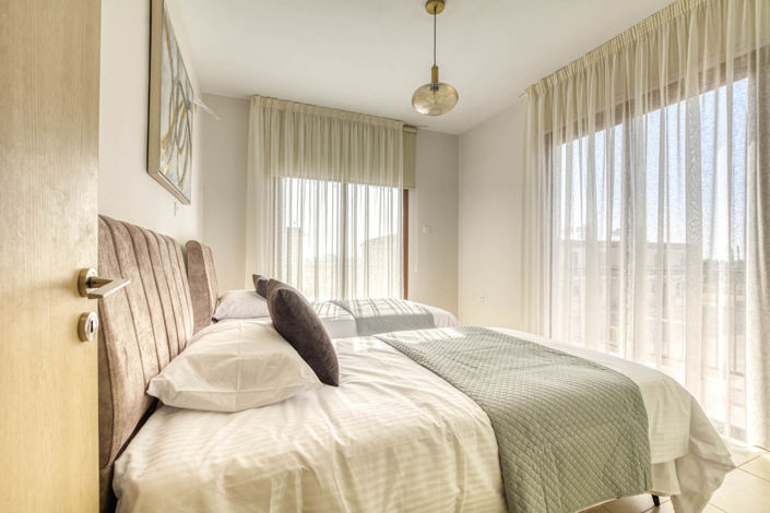 Image No.25-2 Bed House for sale