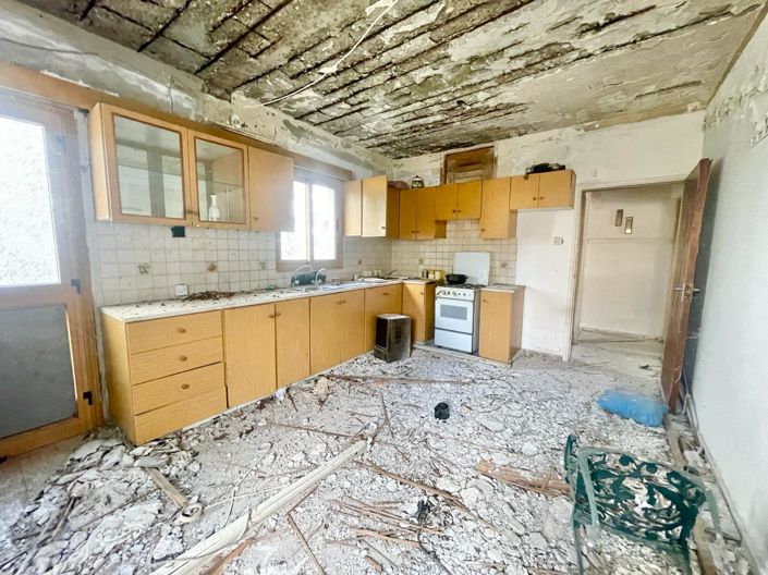 Image No.6-2 Bed House for sale