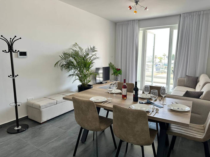 Image No.22-2 Bed Apartment for sale