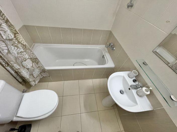 Image No.13-2 Bed Apartment for sale