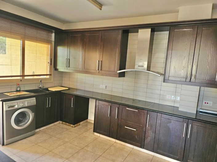 Image No.4-3 Bed House for sale