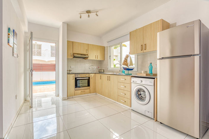 Image No.12-3 Bed House for sale