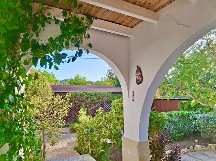Image No.1-3 Bed House for sale