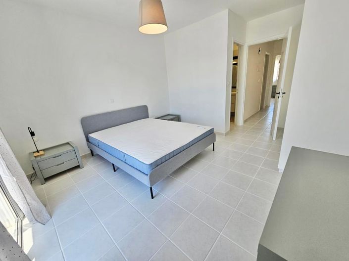 Image No.17-2 Bed House for sale