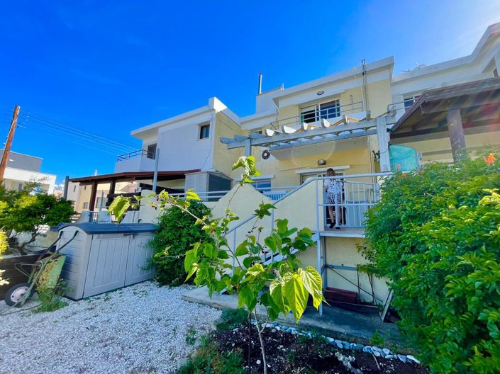 Image No.2-3 Bed House for sale