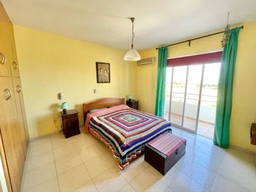 villa-property-for-sale-paphos-cyprus-key-rea