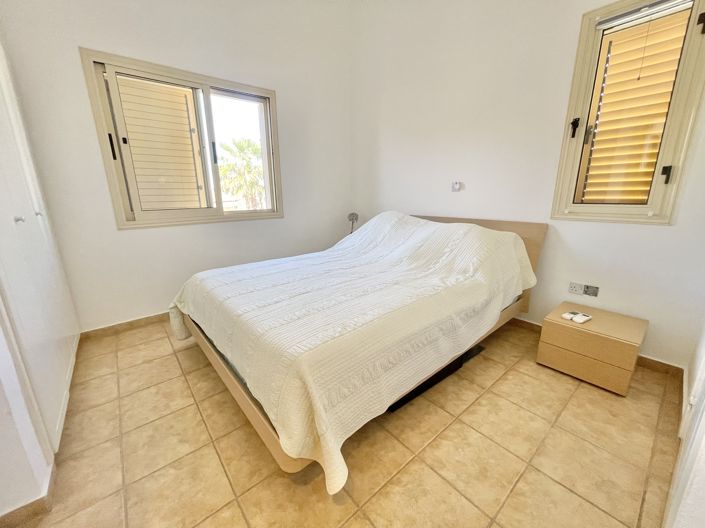 Image No.8-3 Bed House for sale