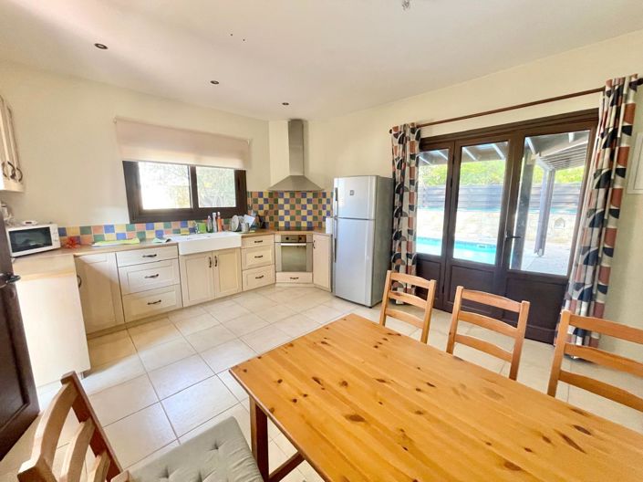 Image No.6-3 Bed House for sale