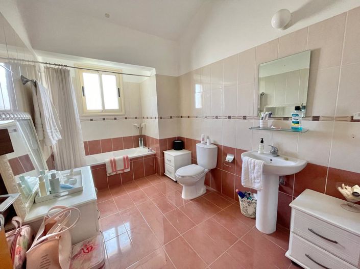 Image No.6-Appartement de 2 chambres à vendre à Paphos