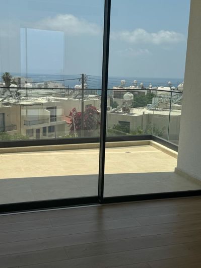 Image No.21-2 Bed Apartment for sale