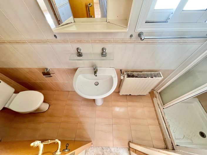 Image No.21-3 Bed House for sale