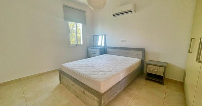 Image No.17-3 Bed House for sale