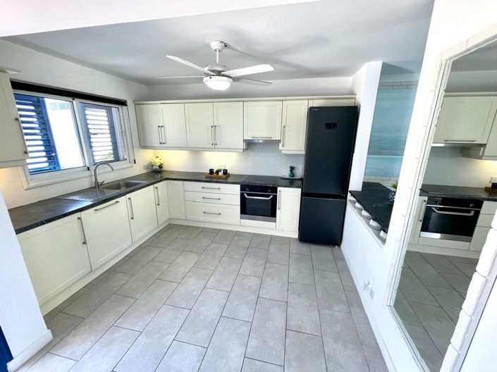 Image No.14-2 Bed House for sale