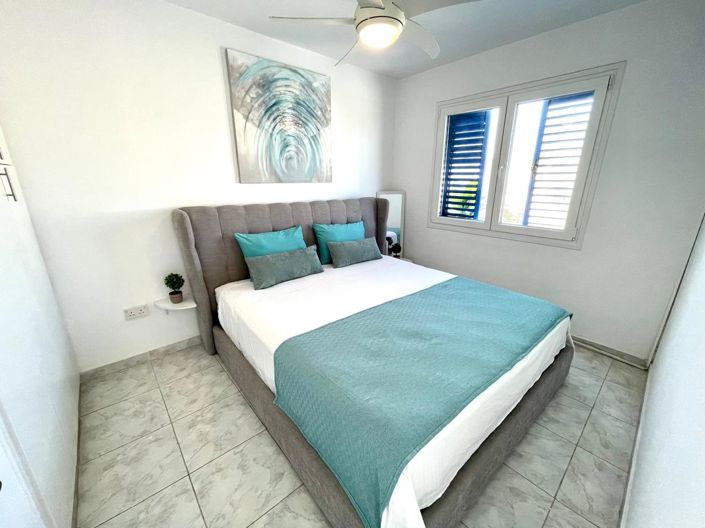 Image No.17-2 Bed House for sale