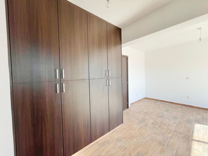 Image No.22-3 Bed House for sale