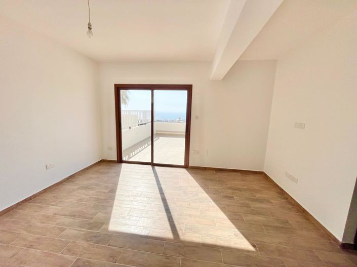 Image No.24-3 Bed House for sale