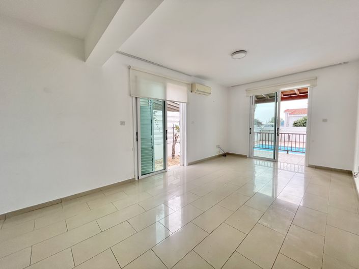 Image No.4-3 Bed House for sale